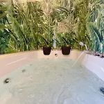 Cantu' Отель типа 