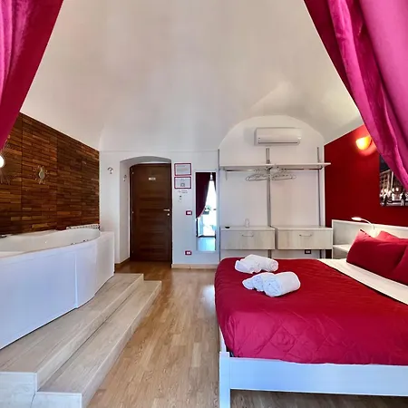 Cantu' Bed and breakfast 4*