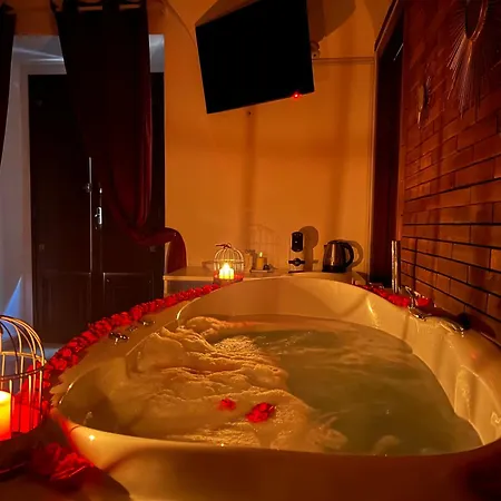 Bed and breakfast Cantu' 4*