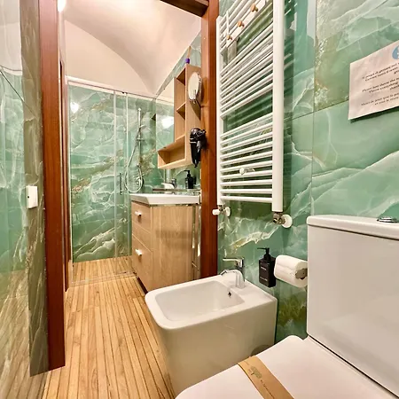 Bed and breakfast Cantu' 4*