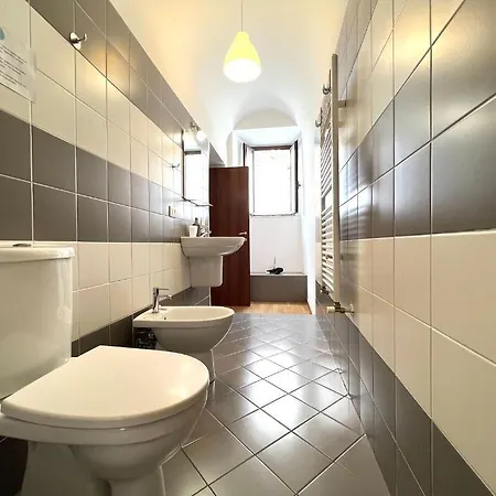 Bed and Breakfast Cantu' 4*