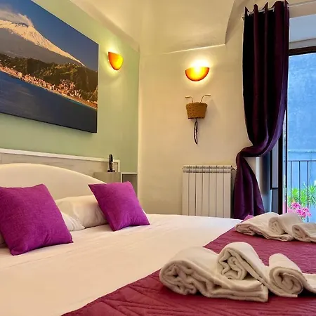 Bed and breakfast Cantu' 4*